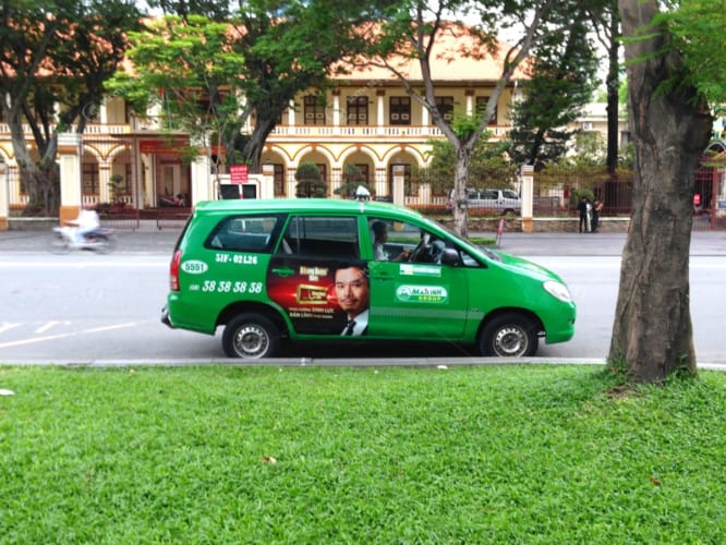 Quảng cáo trên cửa xe Taxi Mai Linh Khang Dược Sâm