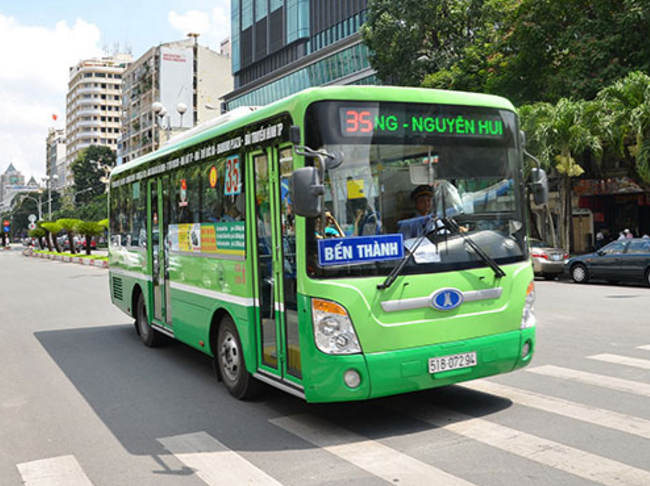 Quảng cáo xe bus và ảnh hưởng đối với doanh nghiệp vận tải