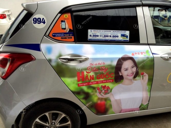 Quảng cáo trên xe taxi Thành Công khách hàng Dâu Tây Hàn Quốc