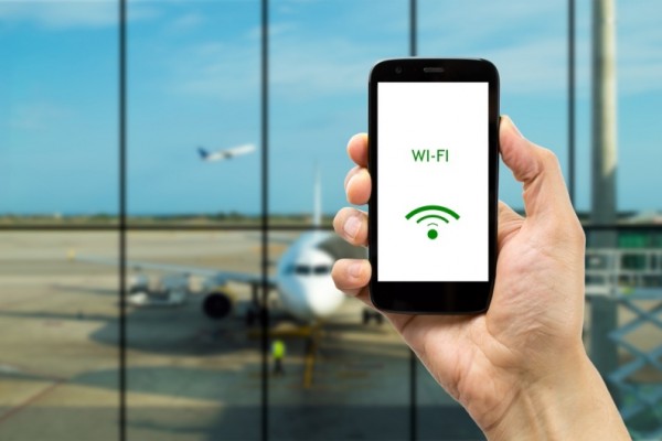 Quảng cáo wifi sân bay: Vì sao trở thành lựa chọn hàng đầu?