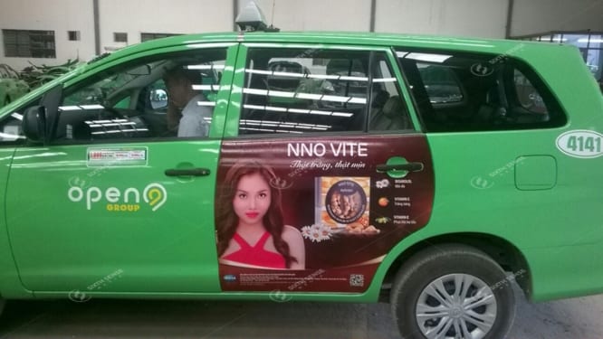 Mega We Care quảng cáo trên taxi toàn quốc 2017