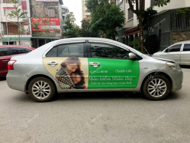 Bảo hiểm Nhân thọ Chubb Life quảng cáo trên ô tô Hà Nội - TPHCM