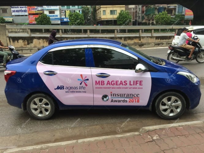 Bảo hiểm nhân thọ MB Ageas Life quảng cáo ô tô cá nhân Grab Hà Nội - TPHCM