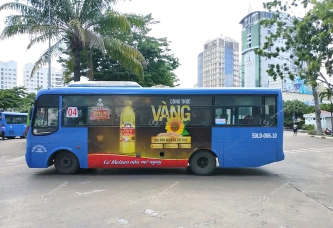 Quảng cáo dầu ăn Meizan Gold trên xe bus toàn quốc