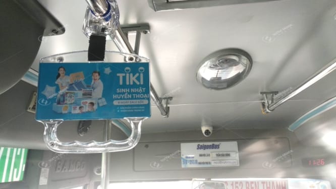 Quảng cáo trên tay cầm xe buýt tại TPHCM 2D