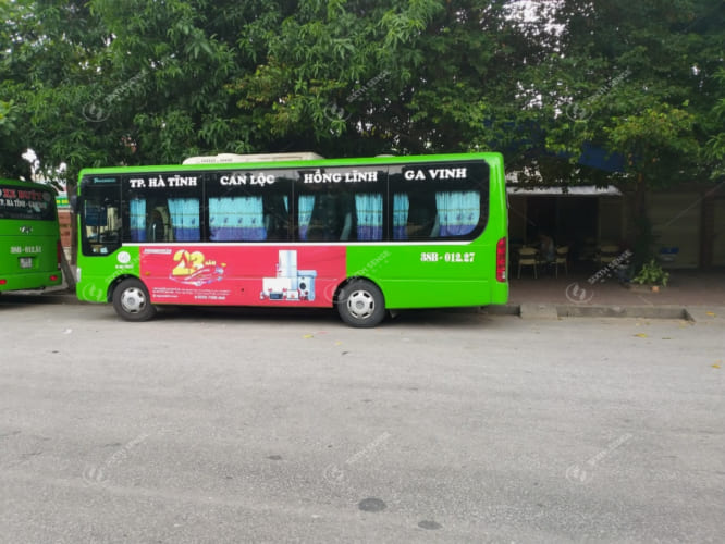 Điện máy Nguyễn Kim quảng cáo trên xe bus toàn quốc