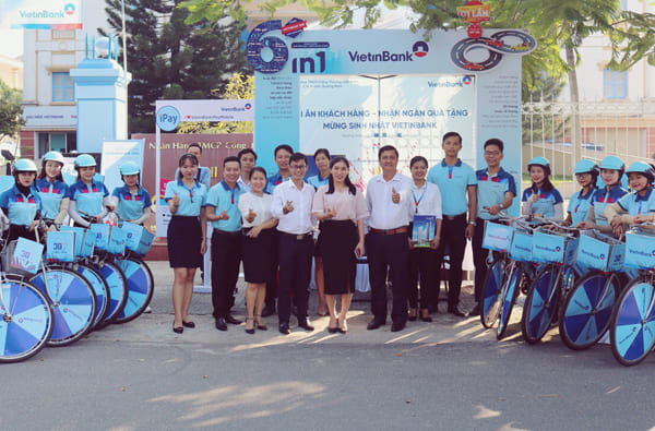 roadshow ngan hang 11