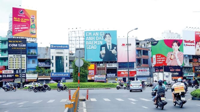 thi công pano ngoài trời