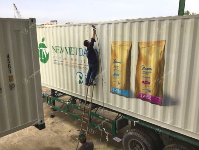 quảng cáo xe container