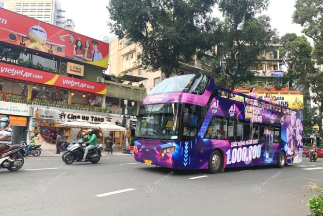 Roadshow xe bus 2 tầng hoành tráng của AU TOP