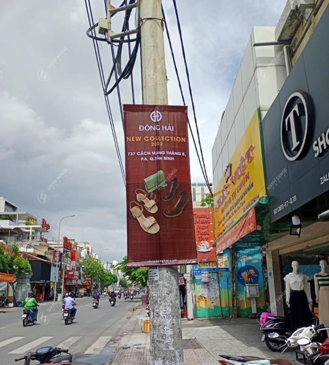 Shop Đông Hải treo băng rôn quảng cáo tại TPHCM