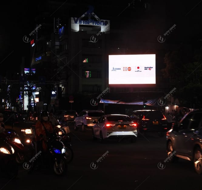 Màn hình LED quảng cáo ngoài trời của CSAGA về chống xâm hại tình dục