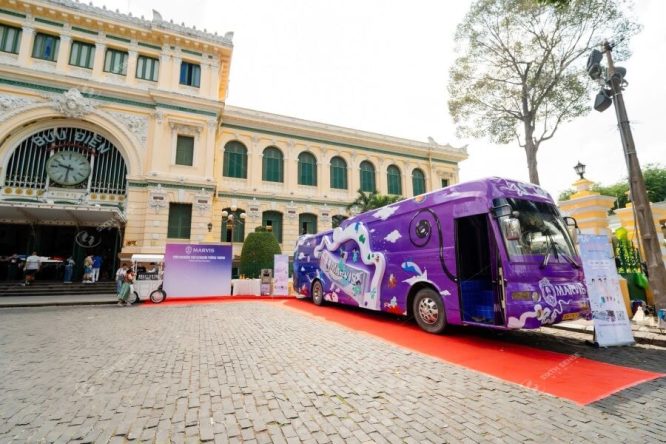 Xe bus Marvis dán nổi