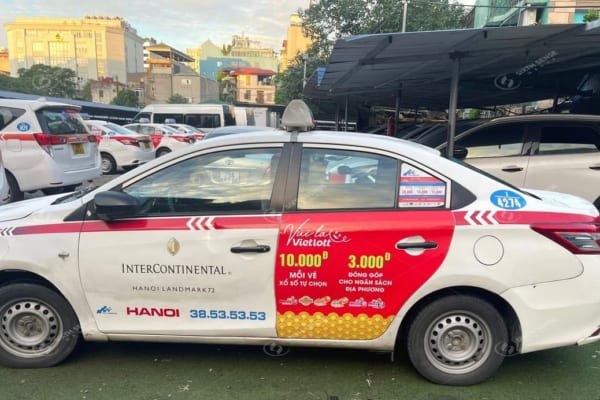 Vietlott quảng cáo taxi Group tại Hà Nội