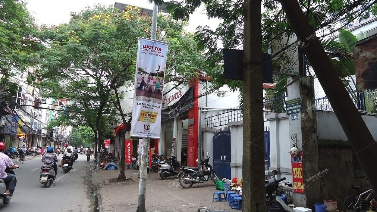 Phướn Quảng Cáo Là Gì? 6 Cách Treo Banner, Phướn, Băng Rôn Hiệu Quả 22 Băng rôn quảng cáo VTVCab được triển khai đồng bộ, tăng độ phủ và nhận diện thương hiệu tại các khu vực trọng điểm. (Nguồn: Dự án SSM)